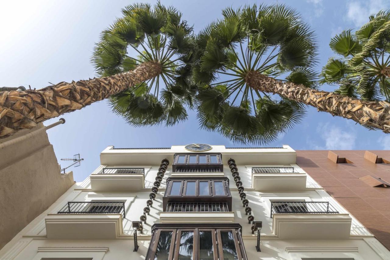 The Clock House Luxury Urban Suites Málaga Værelse billede