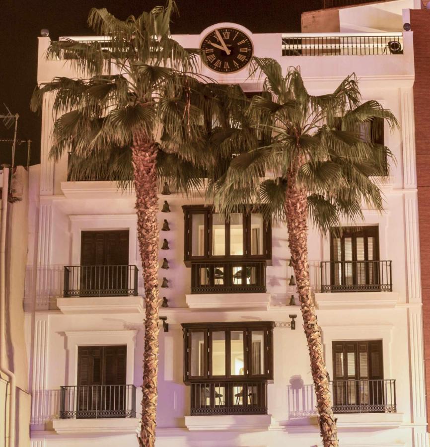 The Clock House Luxury Urban Suites Málaga Værelse billede
