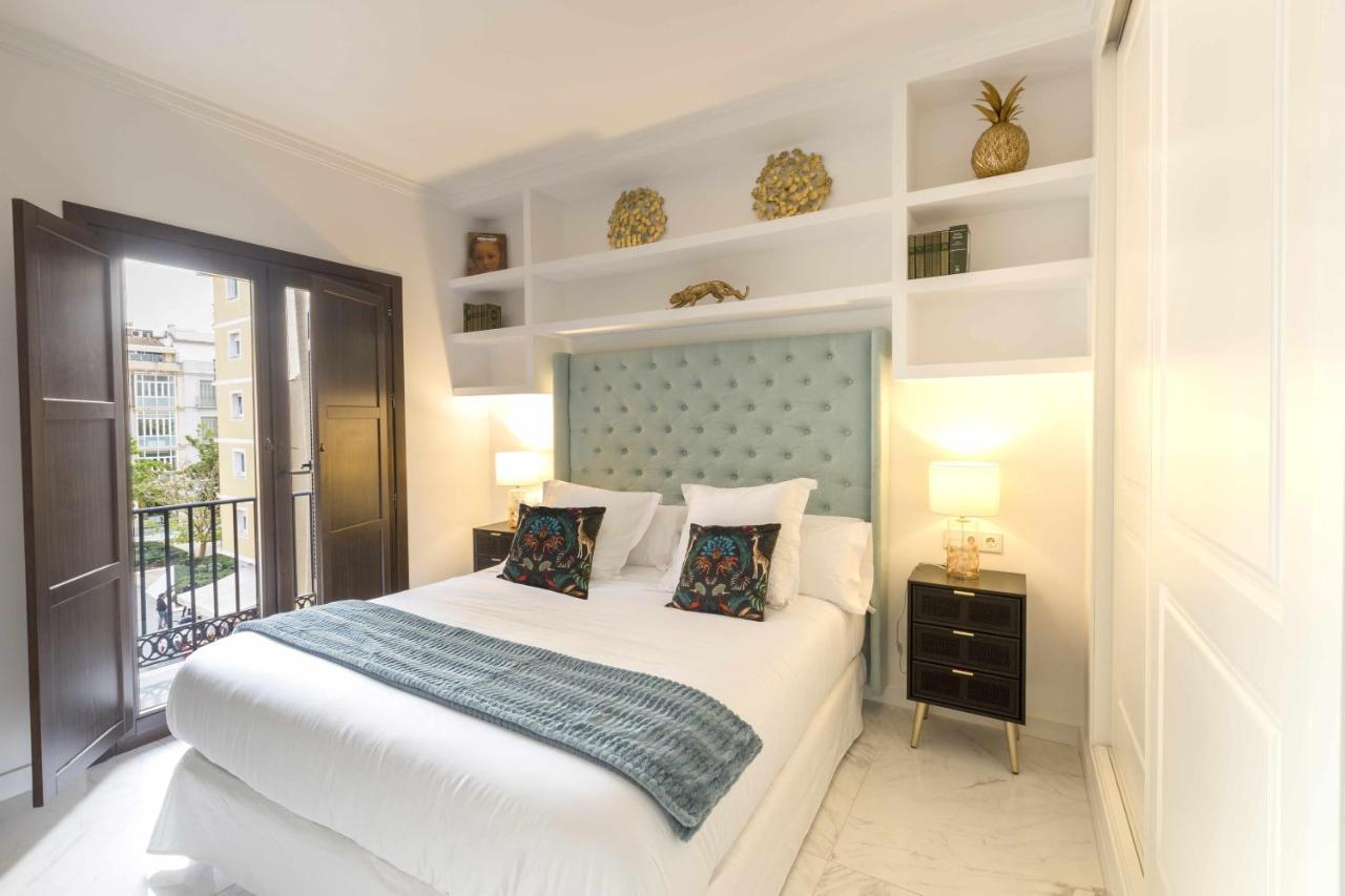 The Clock House Luxury Urban Suites Málaga Værelse billede