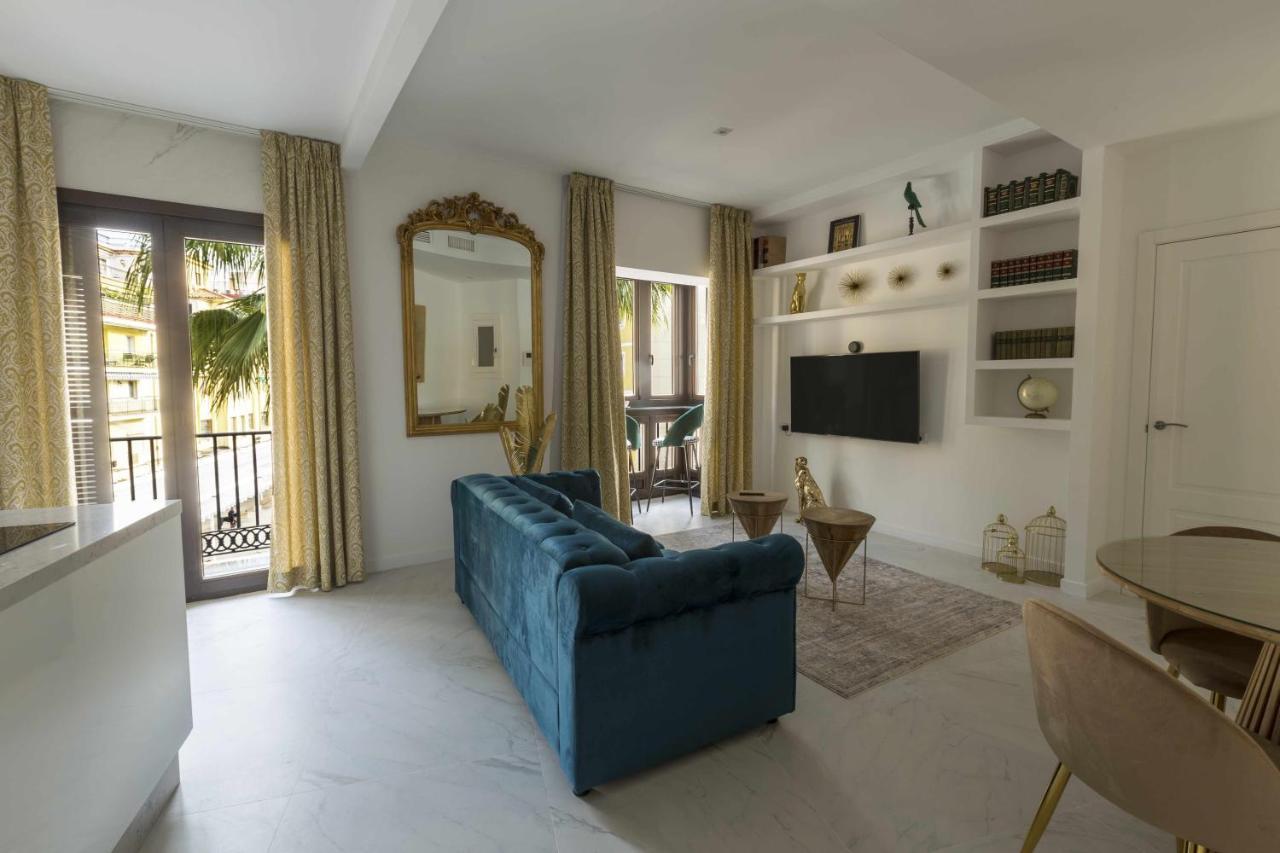 The Clock House Luxury Urban Suites Málaga Værelse billede
